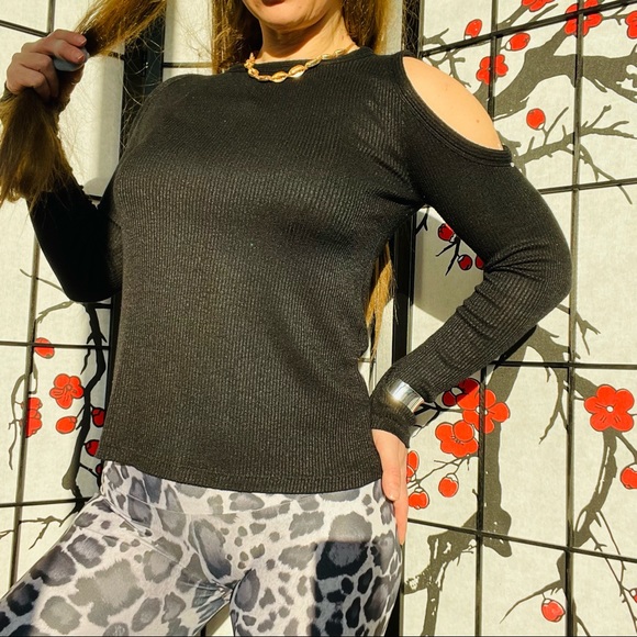 rag & bone Cut Out Cold Shoulder Crew Fitted Black Sweater Long Sleeves Stretchy - Picture 10 of 16